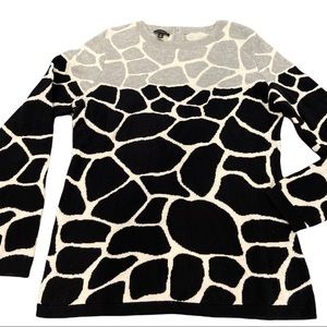Talbots giraffe Print Sweater. Sz Med. in Good Preowned Condition
